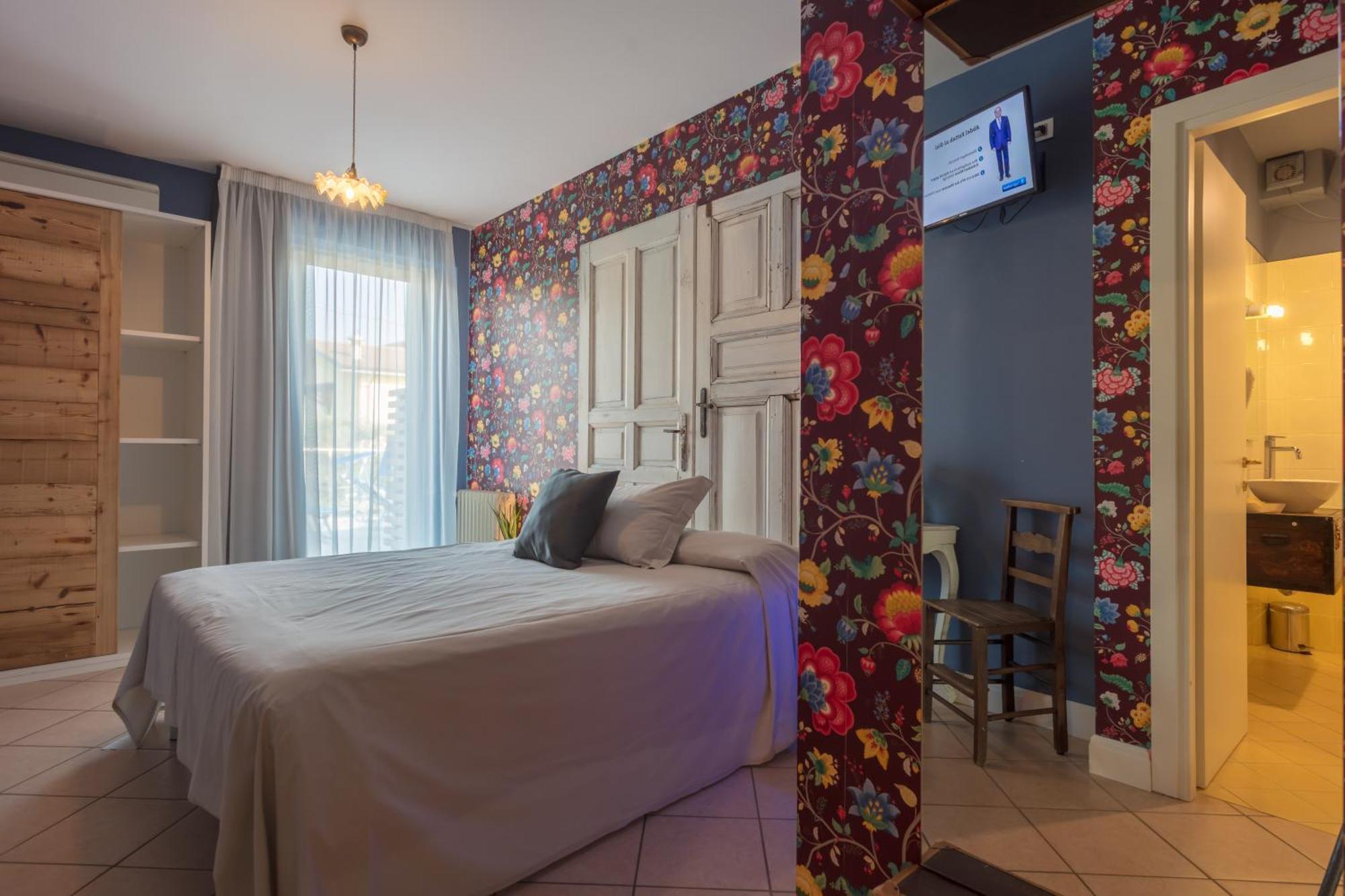 Superior Double Room,1588076070:JPEG